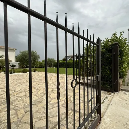 Holiday home Elemiri *